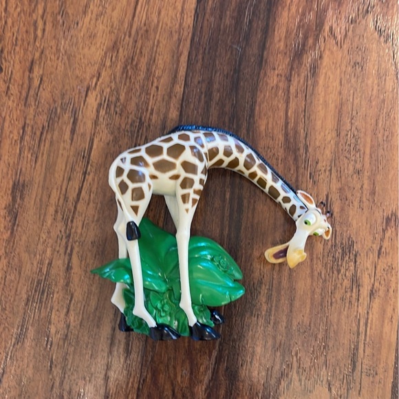 EUC Madagascar Cake Toppers x7 Pieces - Picture 5 of 6